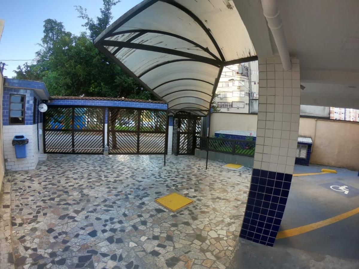 Sala living em prédio Familiar na Av da Praia Santos  Esterno foto