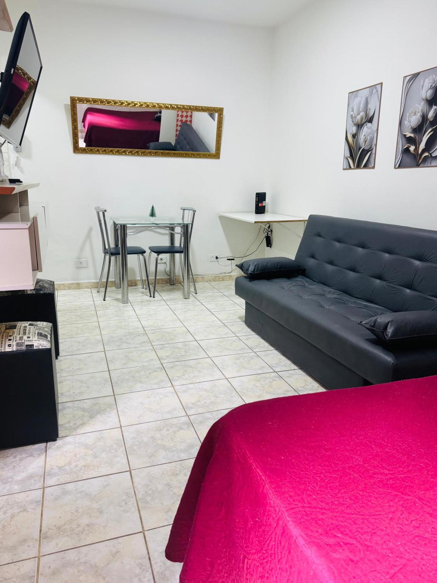 Sala living em prédio Familiar na Av da Praia Santos  Esterno foto